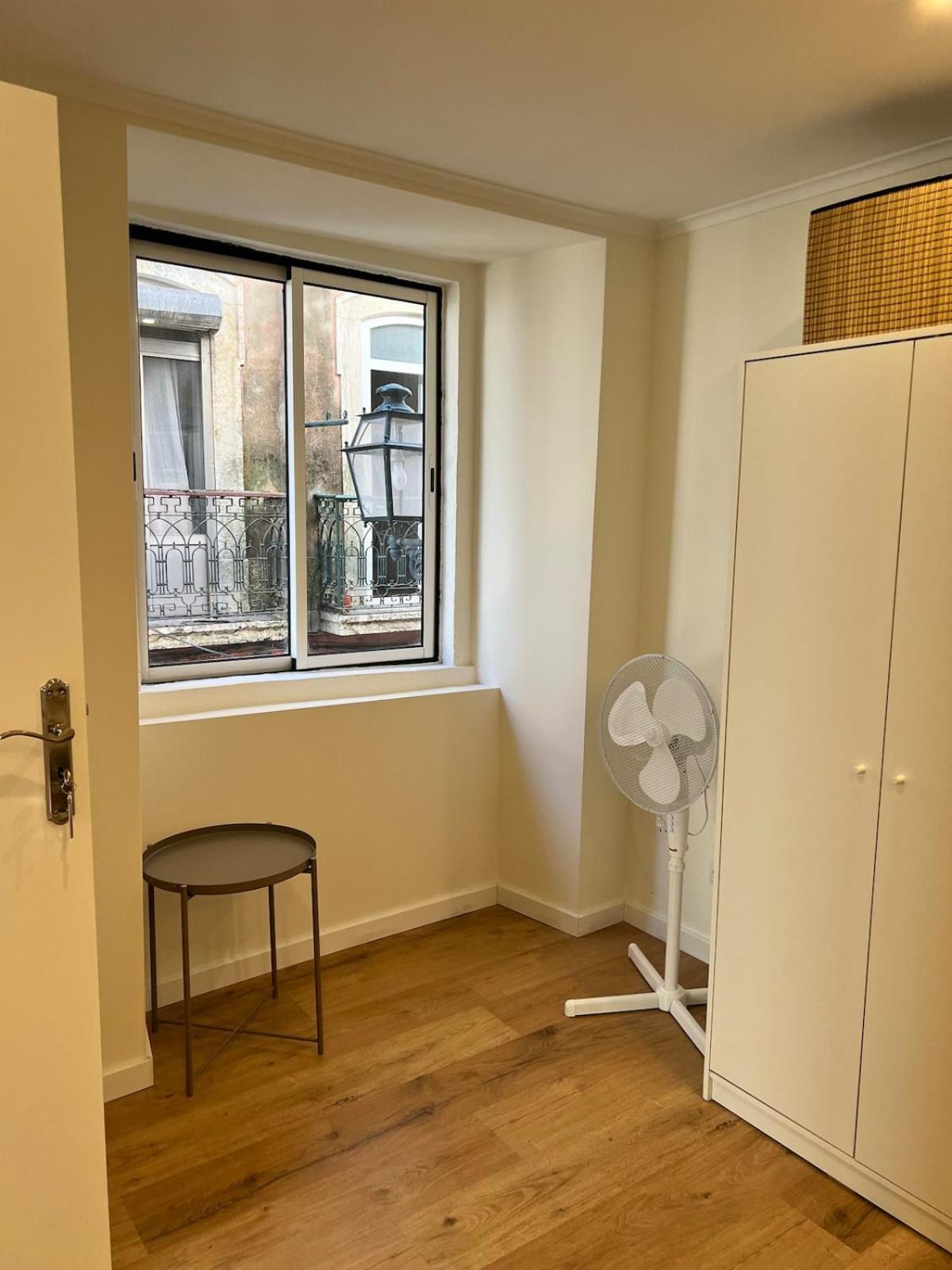 Very Location Apartment Lisbon